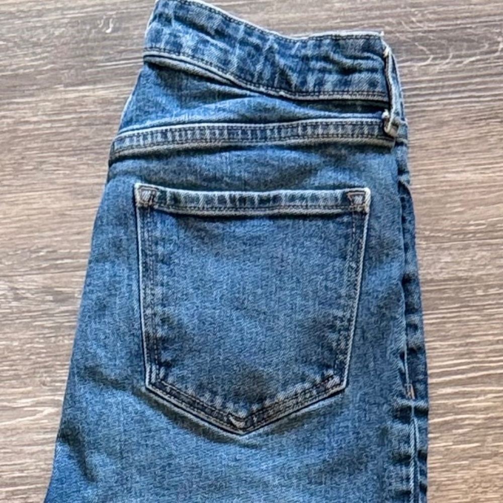 Old Navy High Waist Flare Jeans